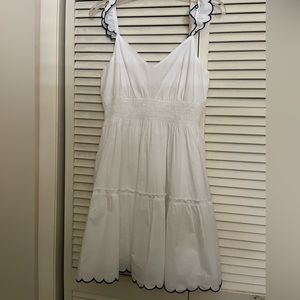 White vineyard vines short midi dress